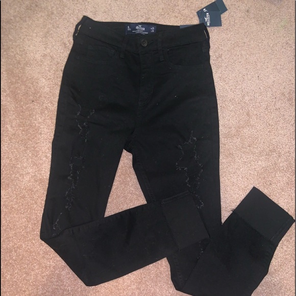 New Hollister Black Ripped Jeans Cuffed 